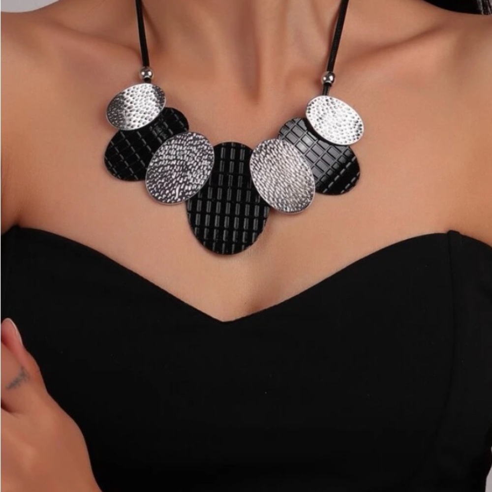 Elegant Black and Silver Statement Necklace